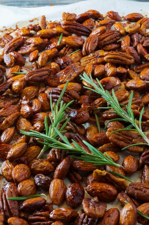 You can try keeping them in an airtight container for a week, but they will be devoured before then!