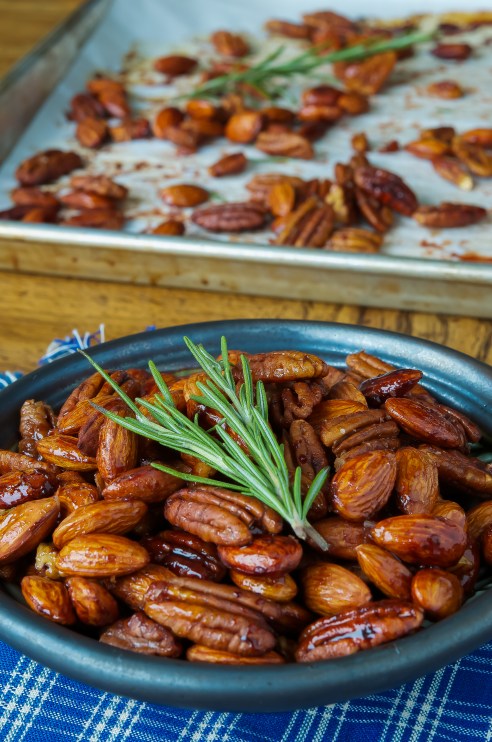 Bourbon Rosemary Honey Nut Mix