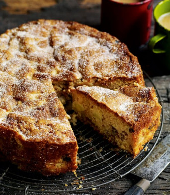 apple-walnut-cake